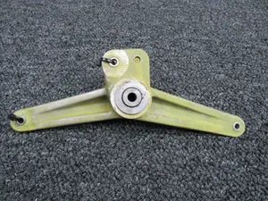 108-111204-1 Stinson 108-3 Aileron Bellcrank Assy RH